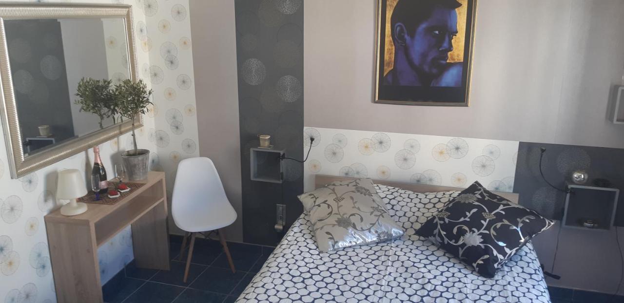 Patrick&Pierre Bed And Breakfast Ним Экстерьер фото